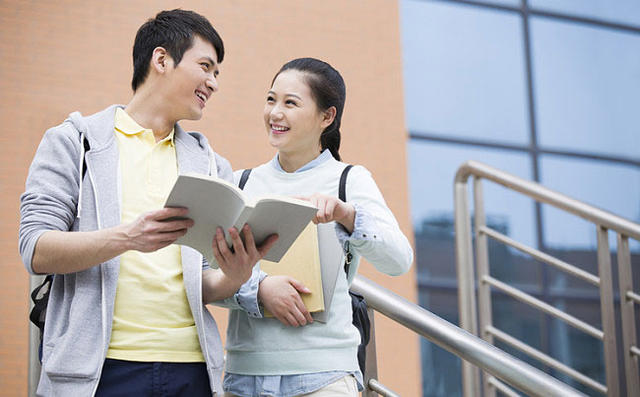 女生喜欢你的微信暗示-KK情感